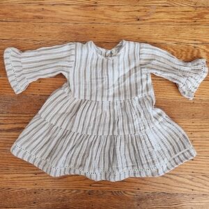 EUC Quincy Mae Belle Dress Tan Stripe 12-18 months